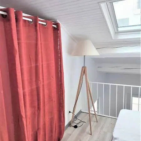 Logement Lumineux Centre-ville Appartamento *