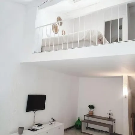 Logement Lumineux Centre-ville Appartamento *